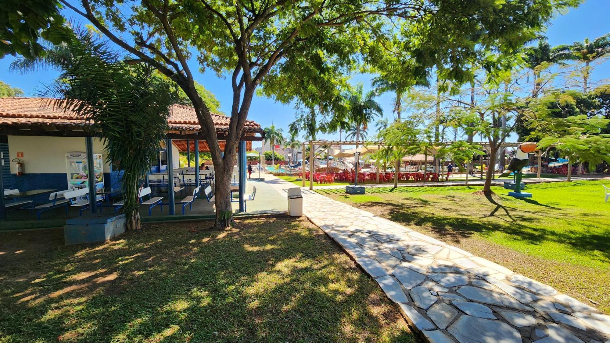 Acqua Ville 2 - Apartamentos Jn Caldas Novas Exterior foto